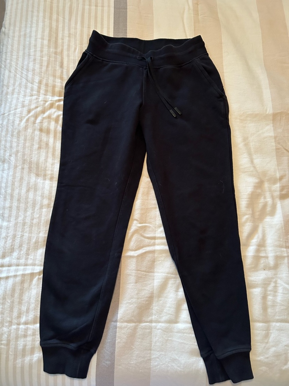 Lululemon Warm Down Jogger-Size 6 Black